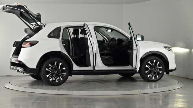 Honda ZR-V e:HEV HONDA ZR-V 2.0 h i-MMD Advance SUV 5dr Petrol Hybrid eCVT Euro 6 (s/s) (184 ps) 