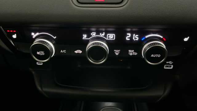 Honda HR-V Hybrid HONDA HR-V 1.5 h i-MMD e: HEV Elegance SUV 5dr Petrol Hybrid CVT Euro 6 (s/s) (13 