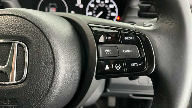 Honda HR-V Hybrid HONDA HR-V 1.5 h i-MMD e: HEV Elegance SUV 5dr Petrol Hybrid CVT Euro 6 (s/s) (13 