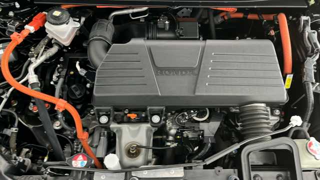 Honda CR-V Hybrid HONDA CR-V 2.0 h i-MMD SR SUV 5dr Petrol Hybrid eCVT 4WD Euro 6 (s/s) (184 ps) 