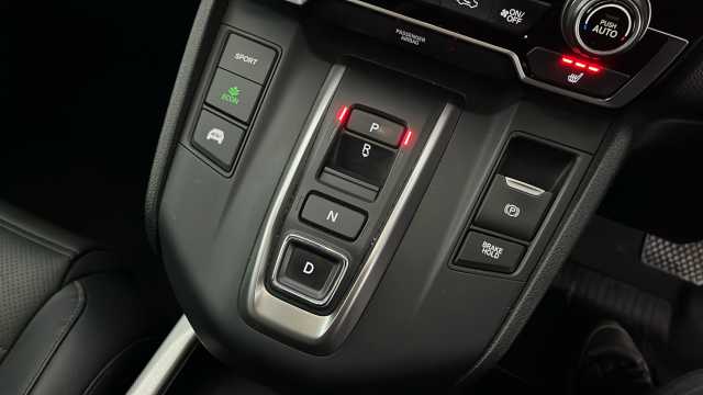 Honda CR-V Hybrid HONDA CR-V 2.0 h i-MMD SR SUV 5dr Petrol Hybrid eCVT Euro 6 (s/s) (184 ps) 