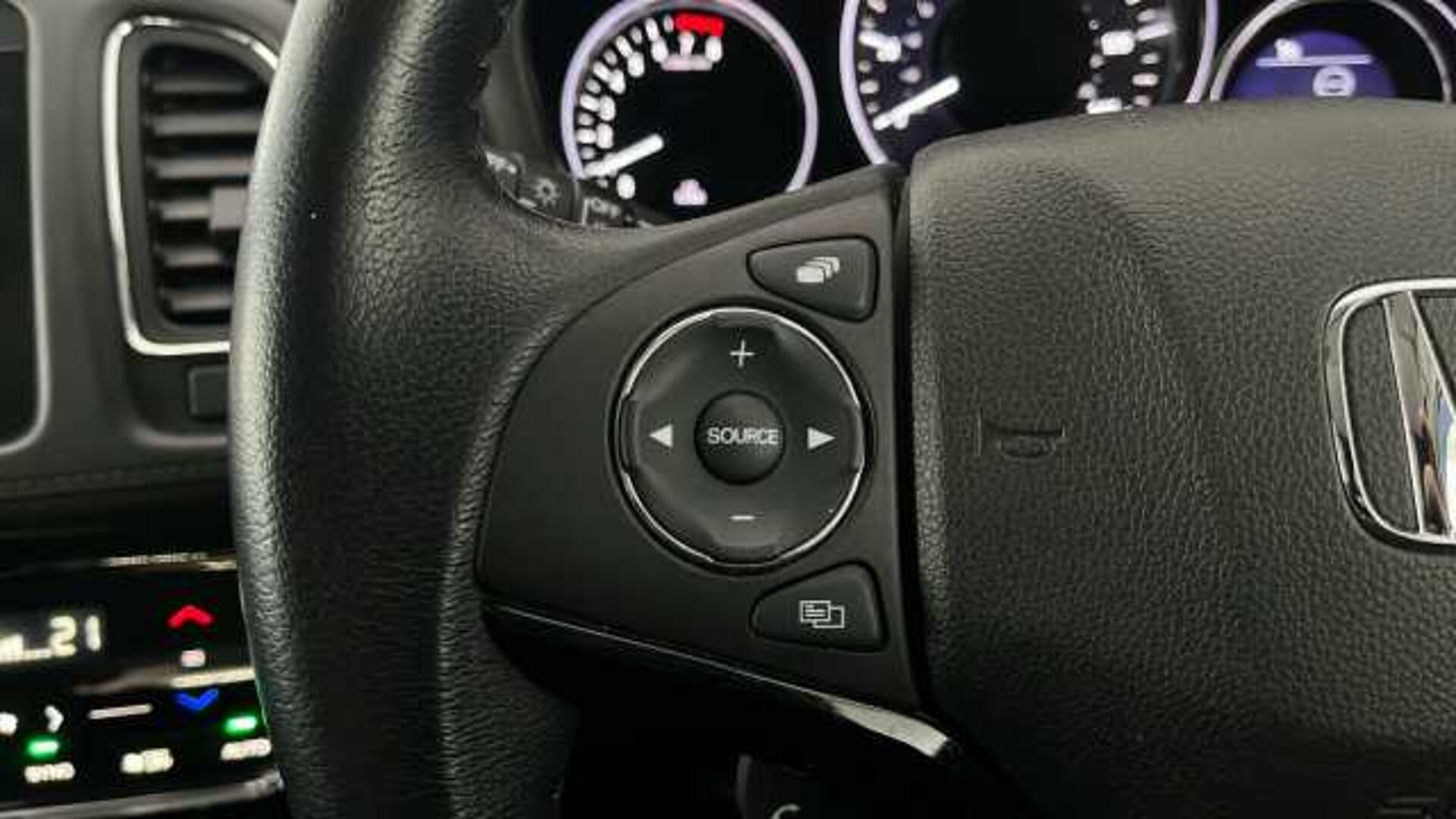 Honda HR-V HONDA HR-V 1.5 i-VTEC SE SUV 5dr Petrol Manual Euro 6 (s/s) (130 ps) 