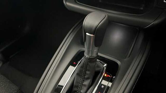 Honda HR-V Hybrid HONDA HR-V 1.5 h i-MMD e:HEV Elegance SUV 5dr Petrol Hybrid CVT Euro 6 (s/s) (13 