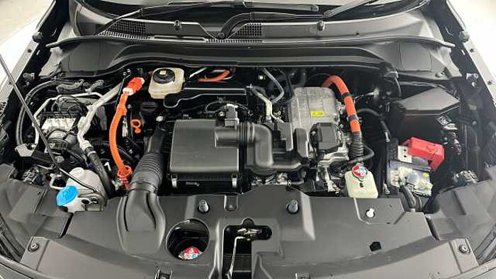 Honda HR-V Hybrid HONDA HR-V 1.5 h i-MMD e:HEV Elegance SUV 5dr Petrol Hybrid CVT Euro 6 (s/s) (13 