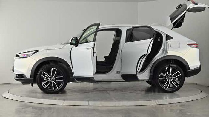 Honda HR-V Hybrid HONDA HR-V 1.5 h i-MMD e:HEV Elegance SUV 5dr Petrol Hybrid CVT Euro 6 (s/s) (13 