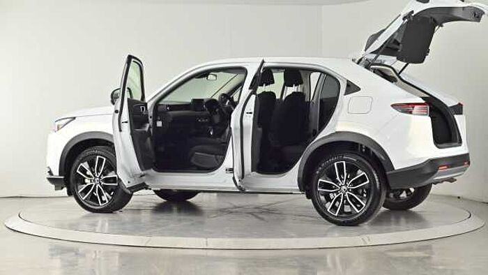 Honda HR-V Hybrid HONDA HR-V 1.5 h i-MMD e:HEV Elegance SUV 5dr Petrol Hybrid CVT Euro 6 (s/s) (13 