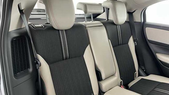 Honda HR-V Hybrid HONDA HR-V 1.5 h i-MMD Advance Style SUV 5dr Petrol Hybrid CVT Euro 6 (s/s) (131 