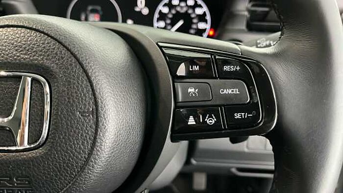 Honda HR-V Hybrid HONDA HR-V 1.5 h i-MMD e:HEV Elegance SUV 5dr Petrol Hybrid CVT Euro 6 (s/s) (13 