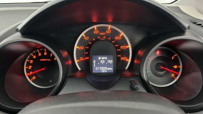 Honda Jazz HONDA Jazz 1.4 i-VTEC ES Plus Hatchback 5dr Petrol CVT Euro 5 (99 ps) 