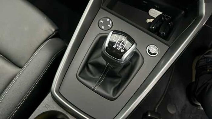 Audi A3 AUDI A3 1.5 TFSI 35 S line Sportback 5dr Petrol Manual Euro 6 (s/s) (150 ps) 