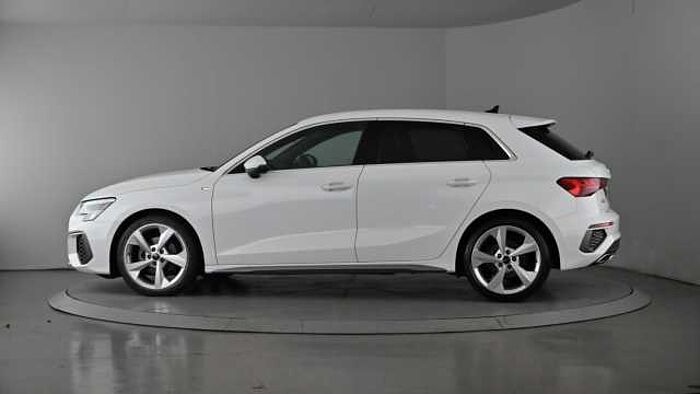 Audi A3 AUDI A3 1.5 TFSI 35 S line Sportback 5dr Petrol Manual Euro 6 (s/s) (150 ps) 