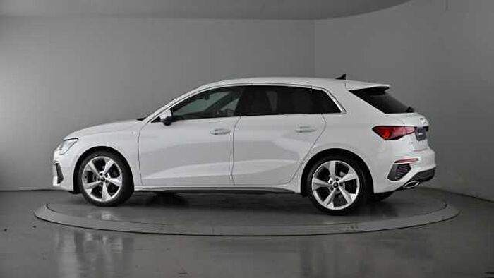 Audi A3 AUDI A3 1.5 TFSI 35 S line Sportback 5dr Petrol Manual Euro 6 (s/s) (150 ps) 