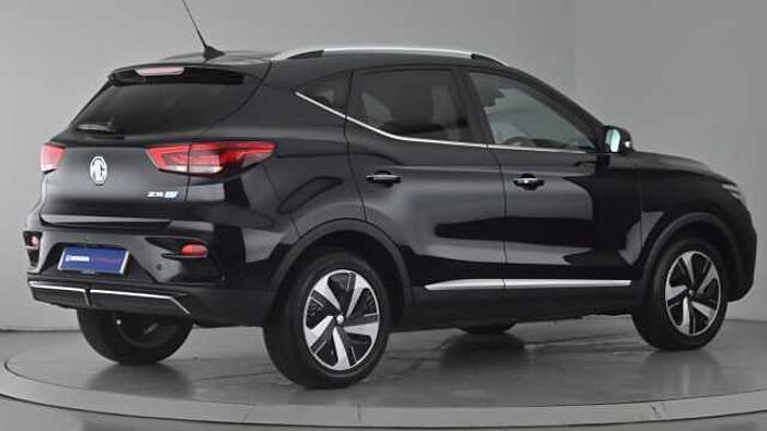 MG MG ZS MG MG ZS 72.6kWh Trophy Connect Long Range SUV 5dr Electric Auto (156 ps) 