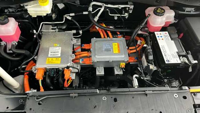 MG MG ZS MG MG ZS 72.6kWh Trophy Connect Long Range SUV 5dr Electric Auto (156 ps) 