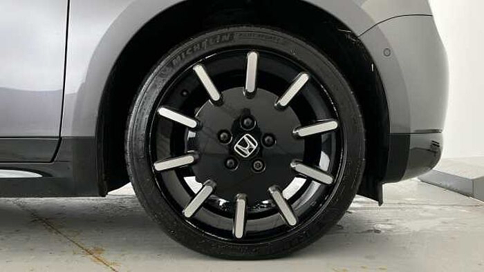 Honda e 35.5kWh Advance Hatchback 5dr Electric Auto (17in Alloy) (154 ps) 