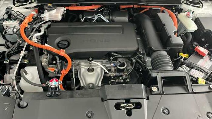 Honda CR-V Hybrid HONDA CR-V 2.0 17.7kWh Advance Tech SUV 5dr Petrol Plug-in Hybrid eCVT Euro 6 (s 