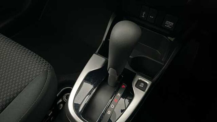 Honda Jazz HONDA Jazz 1.3 i-VTEC S Hatchback 5dr Petrol CVT Euro 6 (s/s) (102 ps) 