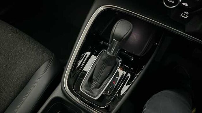 Honda HR-V Hybrid HONDA HR-V 1.5 h i-MMD Advance SUV 5dr Petrol Hybrid CVT Euro 6 (s/s) (131 ps) 