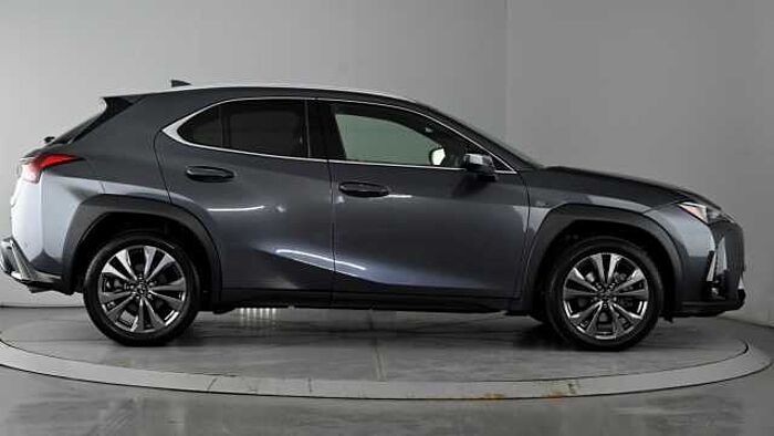 Lexus UX 250h 2.0 250h F Sport Design SUV 5dr Petrol Hybrid E-CVT Euro 6 (s/s) (184 ps) 