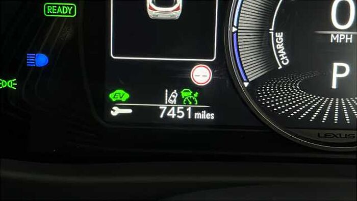 Lexus UX 250h 2.0 250h F Sport Design SUV 5dr Petrol Hybrid E-CVT Euro 6 (s/s) (184 ps) 