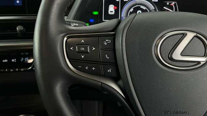 Lexus UX 250h 2.0 250h F Sport Design SUV 5dr Petrol Hybrid E-CVT Euro 6 (s/s) (184 ps) 