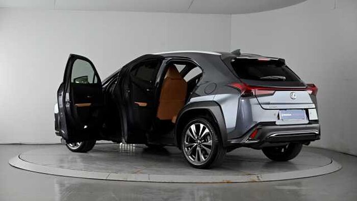 Lexus UX 250h 2.0 250h F Sport Design SUV 5dr Petrol Hybrid E-CVT Euro 6 (s/s) (184 ps) 