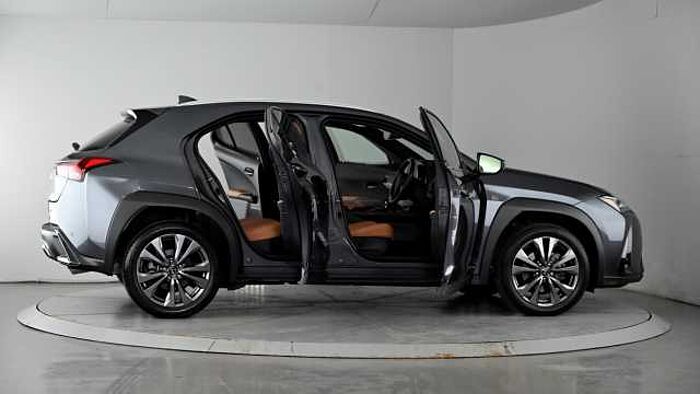 Lexus UX 250h 2.0 250h F Sport Design SUV 5dr Petrol Hybrid E-CVT Euro 6 (s/s) (184 ps) 