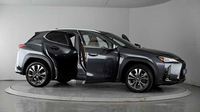 Lexus UX 250h 2.0 250h F Sport Design SUV 5dr Petrol Hybrid E-CVT Euro 6 (s/s) (184 ps) 