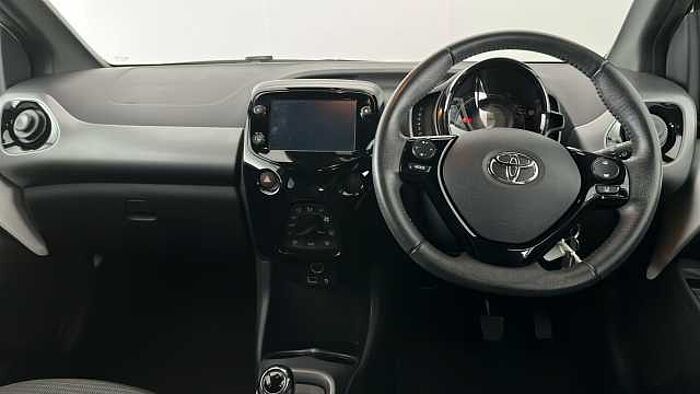 Toyota Aygo 1.0 VVT-i x-trend Hatchback 5dr Petrol x-shift Euro 6 (Safety Sense) (71 ps) 