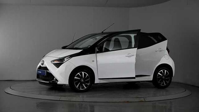 Toyota Aygo 1.0 VVT-i x-trend Hatchback 5dr Petrol x-shift Euro 6 (Safety Sense) (71 ps) 