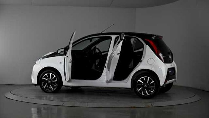 Toyota Aygo 1.0 VVT-i x-trend Hatchback 5dr Petrol x-shift Euro 6 (Safety Sense) (71 ps) 