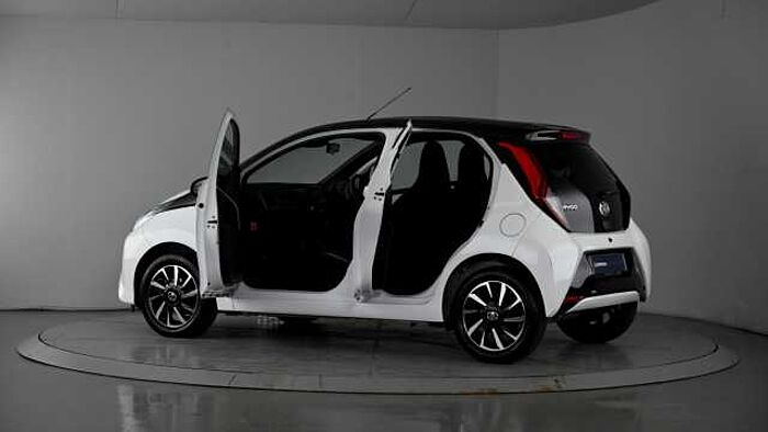 Toyota Aygo 1.0 VVT-i x-trend Hatchback 5dr Petrol x-shift Euro 6 (Safety Sense) (71 ps) 