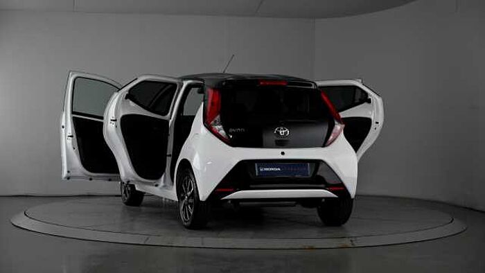 Toyota Aygo 1.0 VVT-i x-trend Hatchback 5dr Petrol x-shift Euro 6 (Safety Sense) (71 ps) 