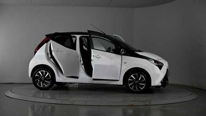 Toyota Aygo 1.0 VVT-i x-trend Hatchback 5dr Petrol x-shift Euro 6 (Safety Sense) (71 ps) 