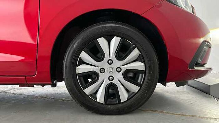 Honda Jazz Hybrid 1.5 h i-MMD SR Hatchback 5dr Petrol Hybrid eCVT Euro 6 (s/s) (107 ps) 