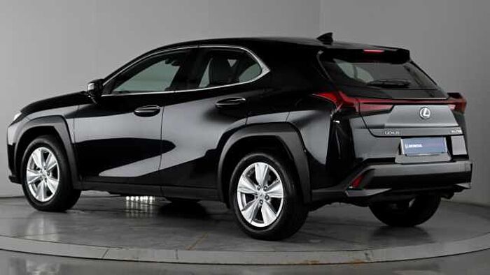 Lexus 2.0 250h SUV 5dr Petrol Hybrid E-CVT Euro 6 (s/s) (184 ps) 