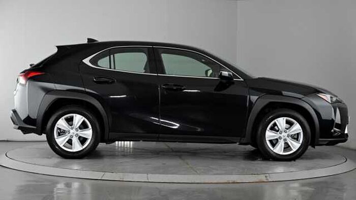 Lexus 2.0 250h SUV 5dr Petrol Hybrid E-CVT Euro 6 (s/s) (184 ps) 