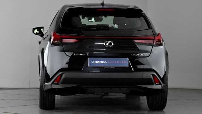 Lexus 2.0 250h SUV 5dr Petrol Hybrid E-CVT Euro 6 (s/s) (184 ps) 