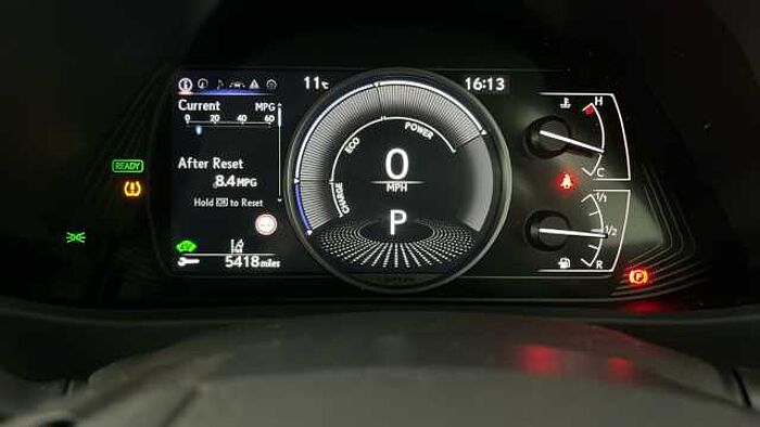 Lexus 2.0 250h SUV 5dr Petrol Hybrid E-CVT Euro 6 (s/s) (184 ps) 