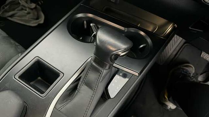 Lexus 2.0 250h SUV 5dr Petrol Hybrid E-CVT Euro 6 (s/s) (184 ps) 