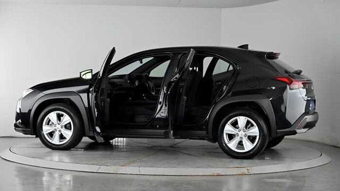 Lexus 2.0 250h SUV 5dr Petrol Hybrid E-CVT Euro 6 (s/s) (184 ps) 