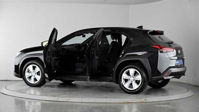 Lexus 2.0 250h SUV 5dr Petrol Hybrid E-CVT Euro 6 (s/s) (184 ps) 