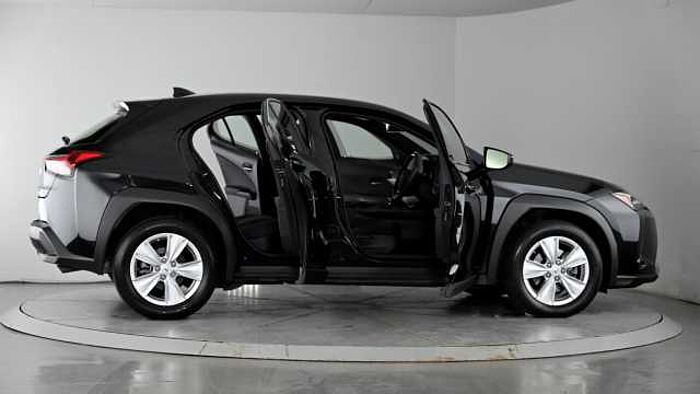 Lexus 2.0 250h SUV 5dr Petrol Hybrid E-CVT Euro 6 (s/s) (184 ps) 