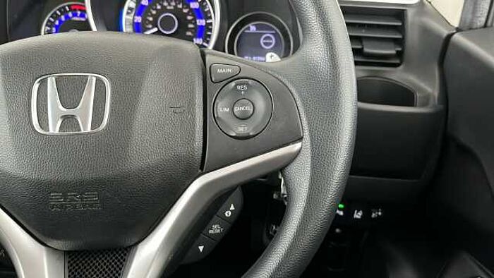 Honda Jazz 1.3 i-VTEC SE Hatchback 5dr Petrol CVT Euro 6 (s/s) (102 ps) 